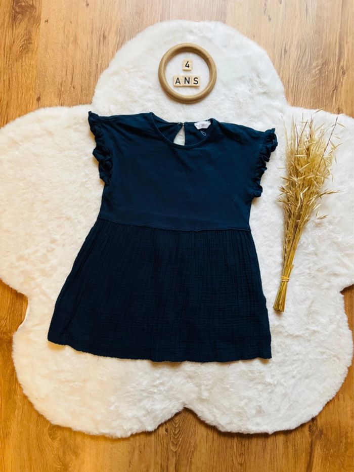 Robe 4 ans