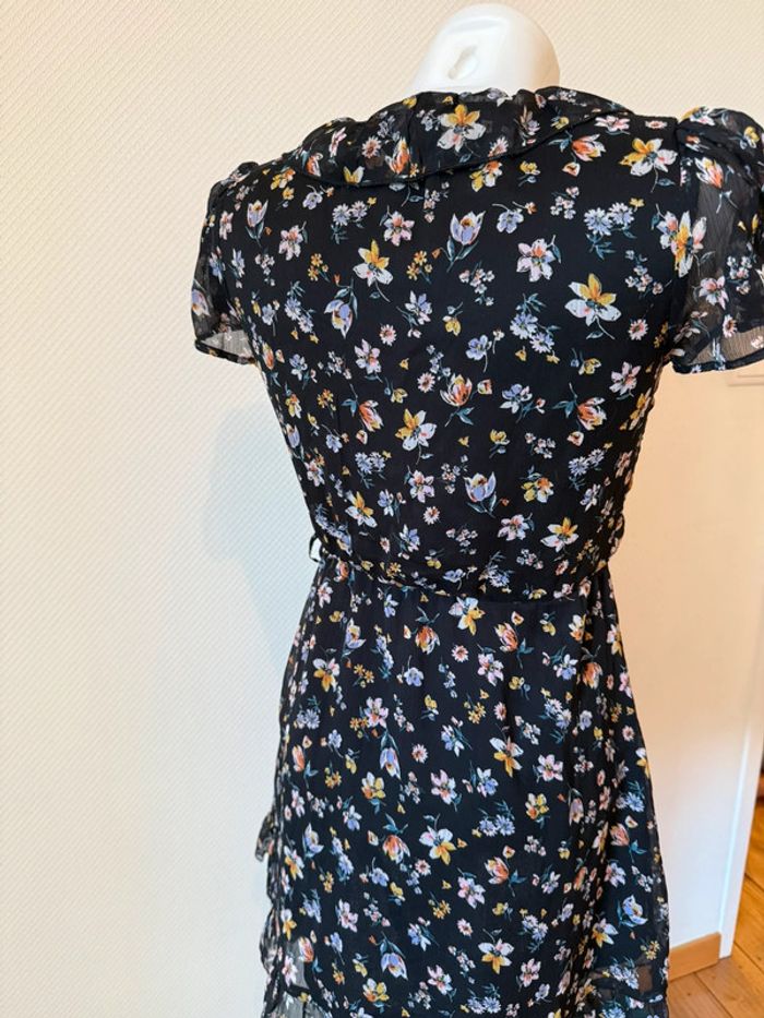 Robe d’été à fleur en très bon état tally weijl taille XS - photo numéro 6