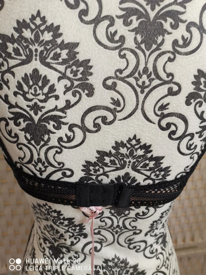 💕Jolie brassière avec coque  ampliforme noir en dentelle - soleil sucré -femme TM/ 38 💕 - photo numéro 4