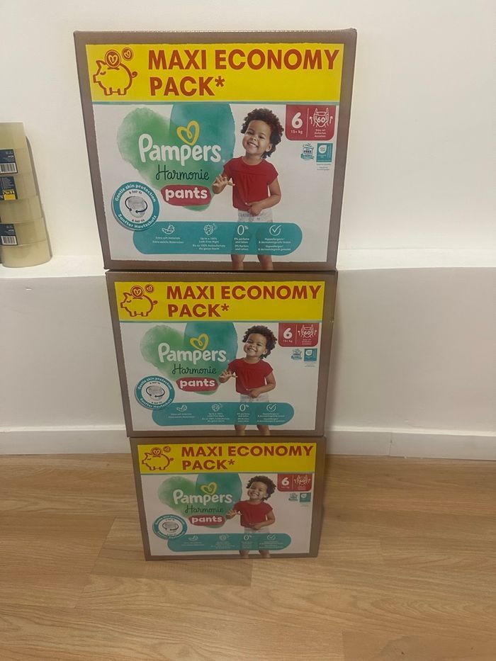Pampers, Harmonies, pants/180 couches