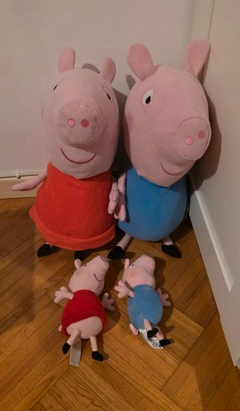 Lot peluche Pepa pig