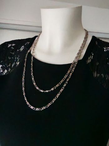 Chaîne longue sautoir argenté maille de fer 