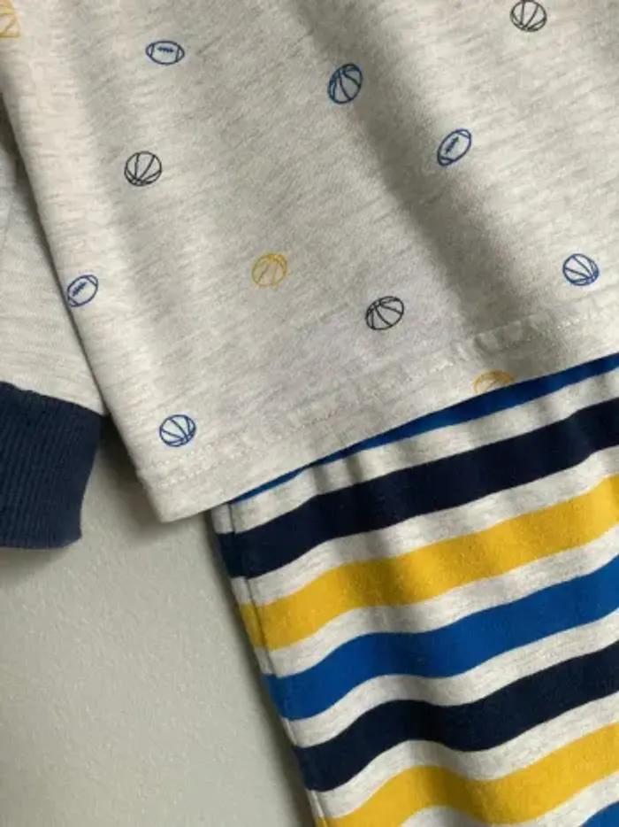 Pyjama garçon Okaïdi 6 ans (116 cm) mi-saison coton très bon état - photo numéro 3