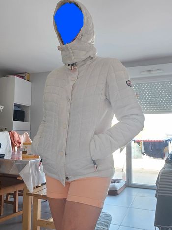 Doudoune blanche Superdry taille 40