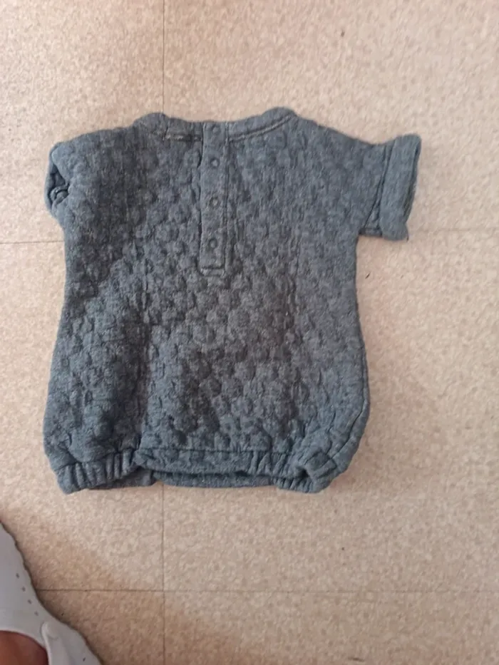 Robe neuf mois - photo numéro 2