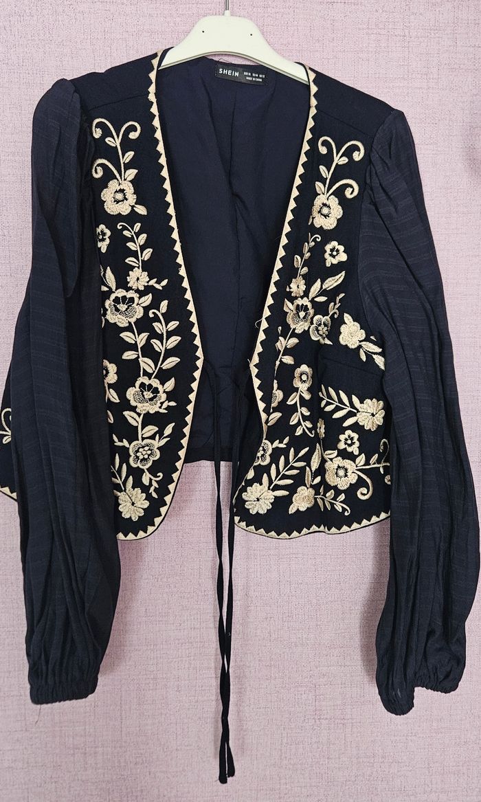 Gilet/boléro broderie bohème 38 au 42 - photo numéro 2