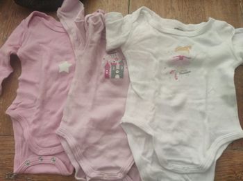 Lot 3 bodies 6 mois