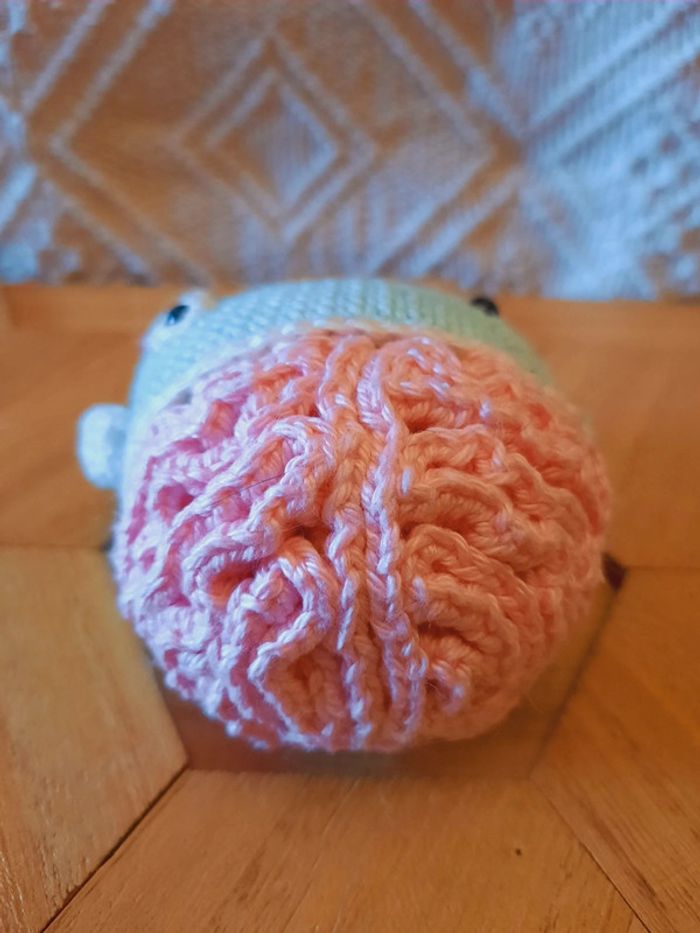 Amigurumi personnage cerveau - photo numéro 5