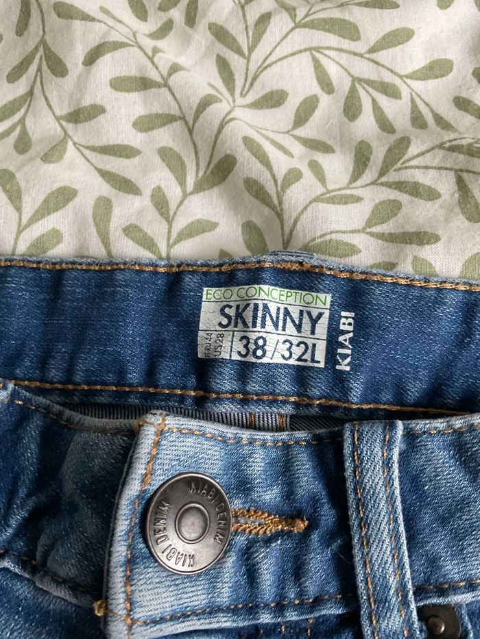 Jeans Skinny bleu taille 38 Kiabi - photo numéro 2