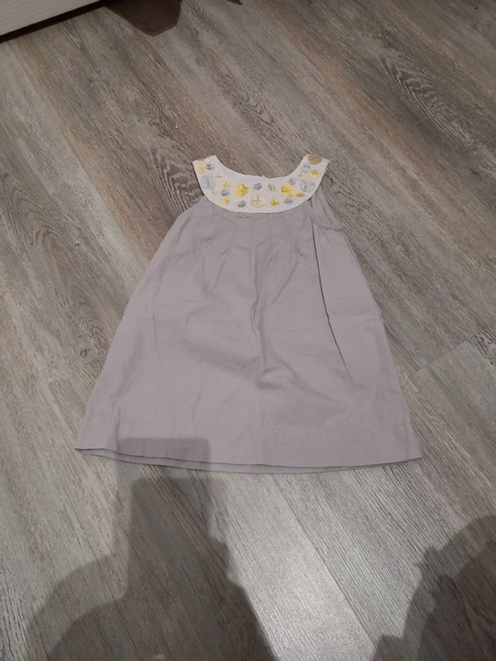 Robe grise et jaune Obaibi