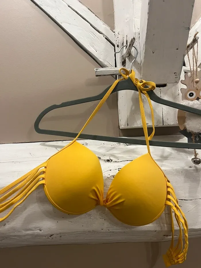 Haut de maillot de bain - photo numéro 2
