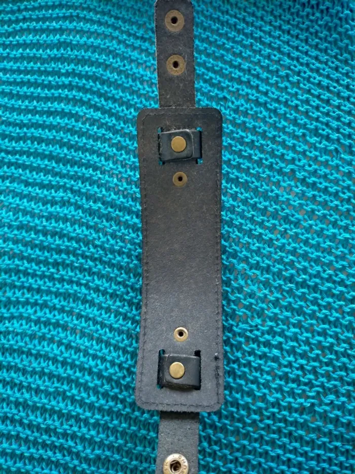 Bracelet de force en cuir - photo numéro 2