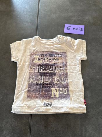 TEE shirt Levis