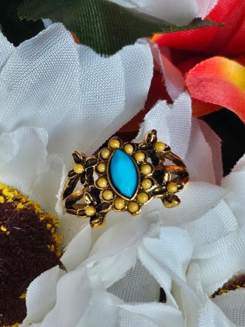 Bague avec petites perles