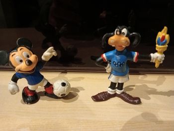 figurine mickey et dingo olympique