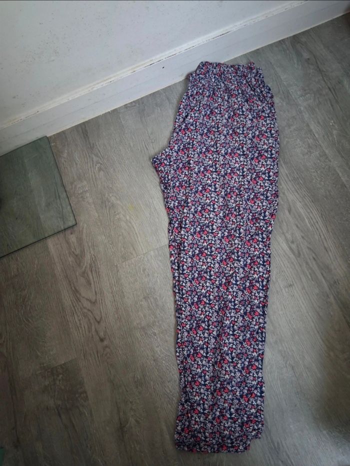 Pantalon femme taille 38 in extenso