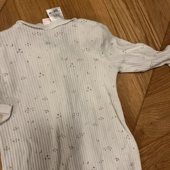 Lot de 2 pyjamas à pieds 12/18m - photo numéro 12