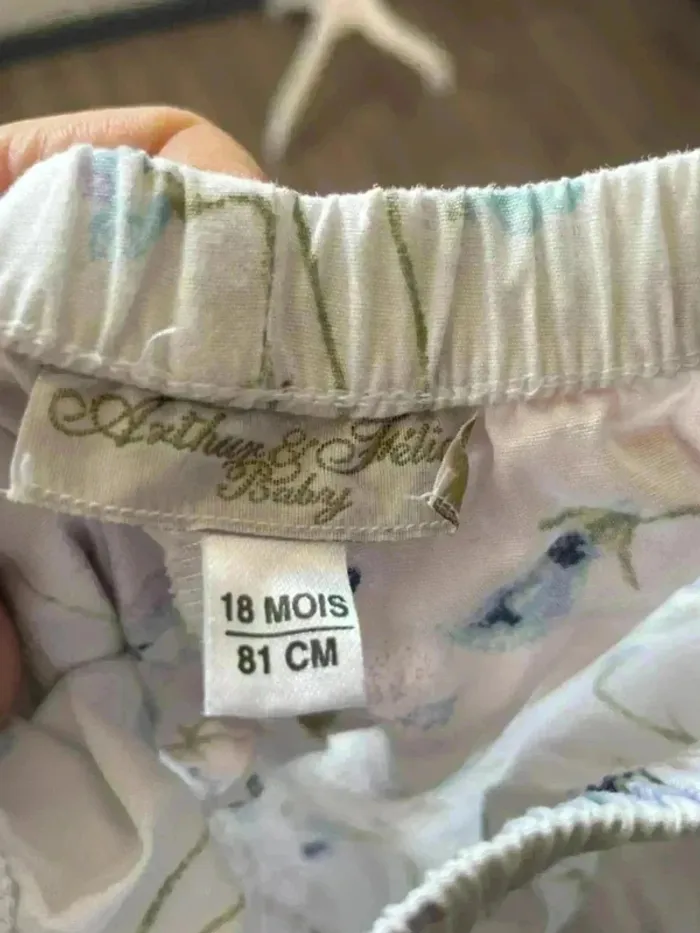 Joli pantalon enfant 18 mois - photo numéro 3