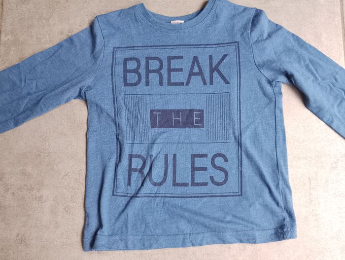 Tee-shirt taille 3-4 ans / 104 cm