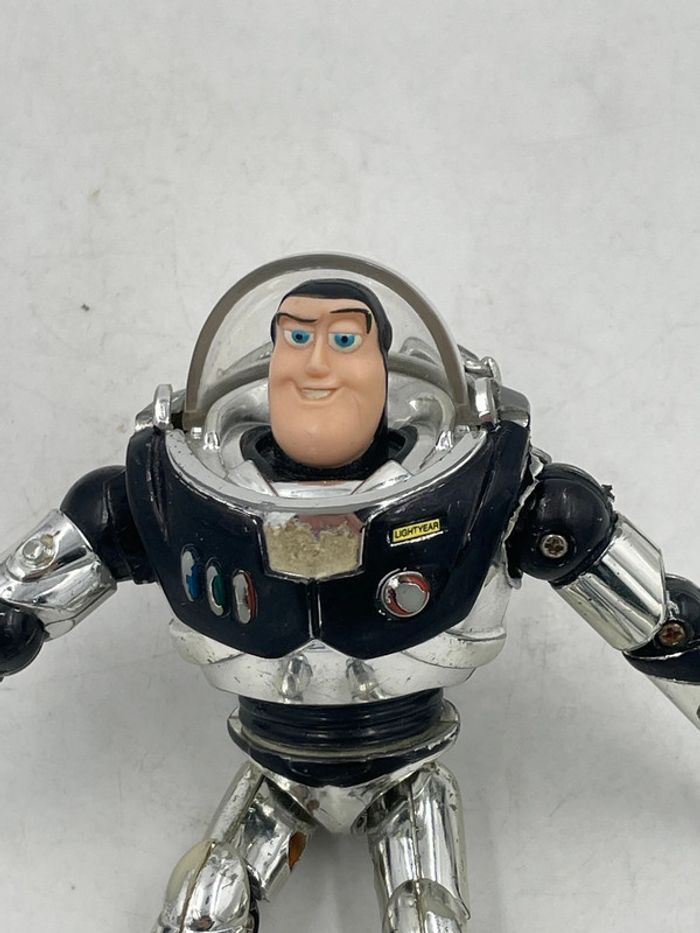Figurine articulée Disney Pixar Toy Story  Buzz Lightyear Chrome 6" Thinkway - photo numéro 5