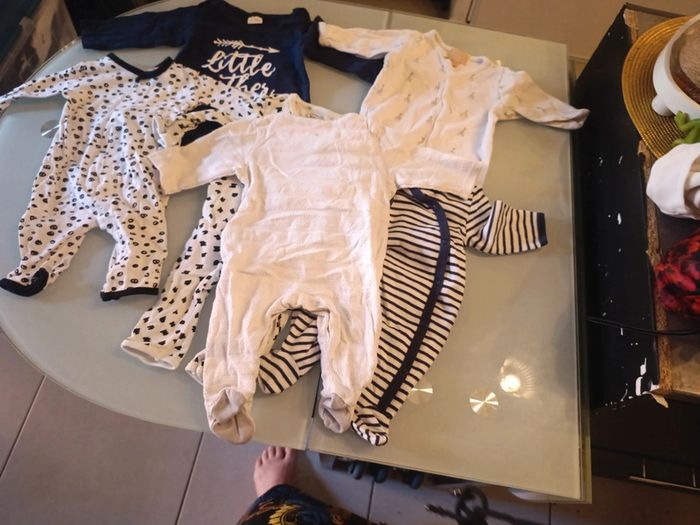 Lot 7 pyjamas - photo numéro 9