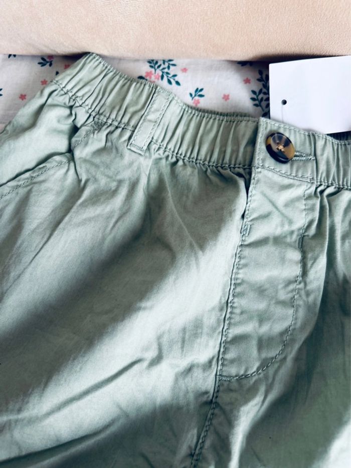 Short kaki coton fille décontracté neuf étiquette taille 6/7ans - photo numéro 2