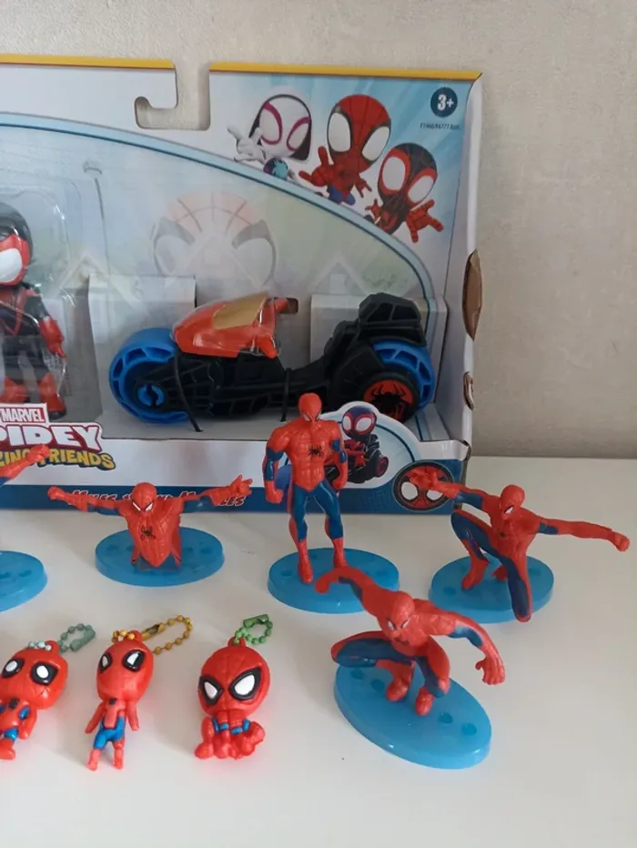Lot 12 figurines Spider-Man - photo numéro 4