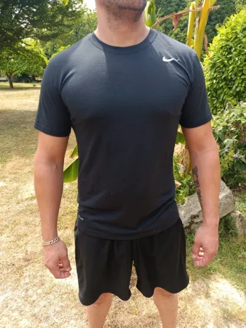 T-shirt nike dri-fit noir