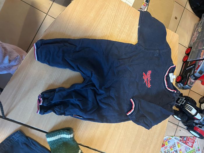 Lot de +32 vêtements taille 12 mois - photo numéro 3
