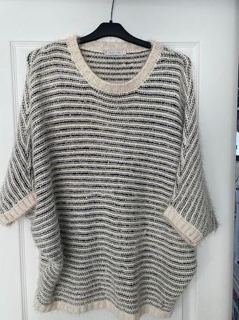 Pull manches courtes taille L