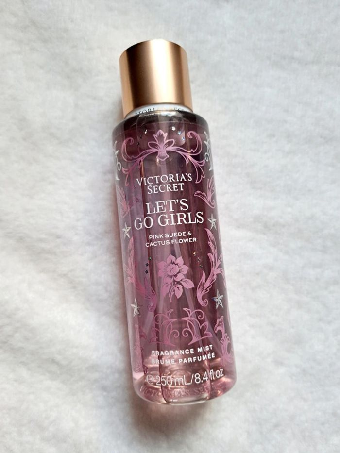 Brume corporelle parfumée Victoria's Secret 💜 Let's Go Girls - photo numéro 5