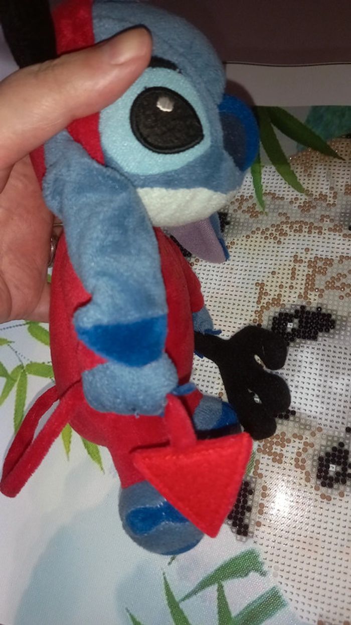 Peluche stitch petit diablotin disney - photo numéro 3