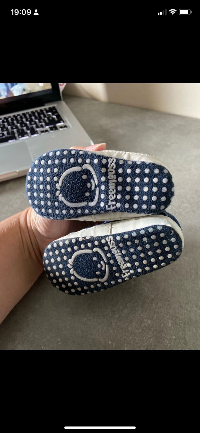 Chaussure bébé - photo numéro 3
