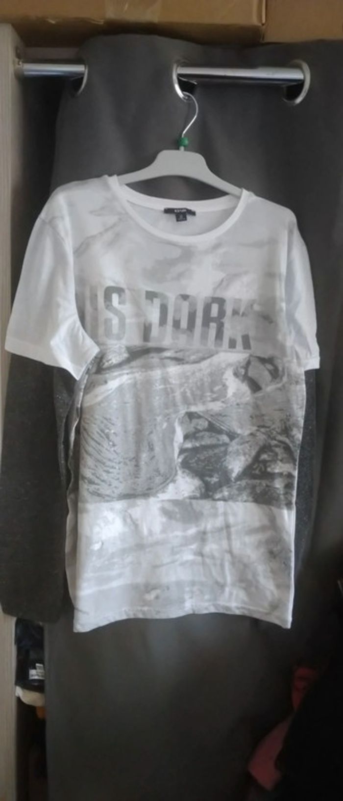Tee shirt 2 en 1 imprimé gris et blanc neuf garçon xs kiabi