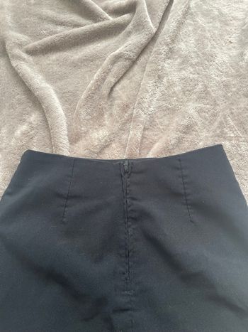 Jupe noire Jennyfer Taille 38 très bon état