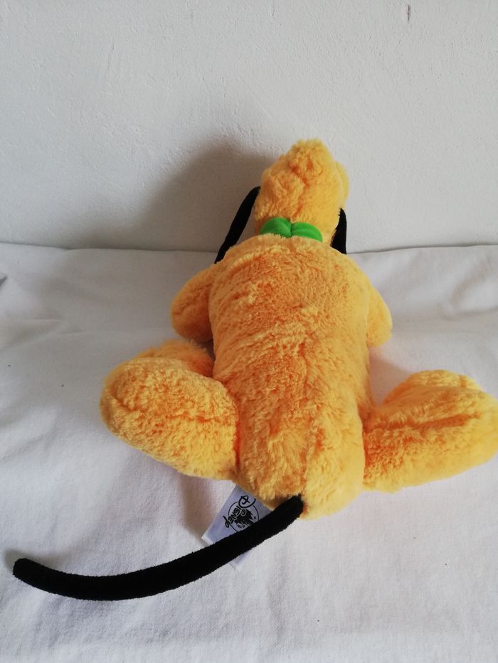 peluche disney le chien pluto - photo numéro 4