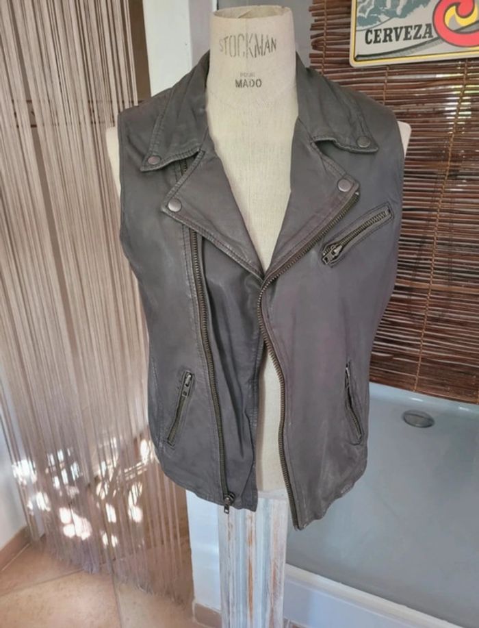Gilet en cuir maje taille 2