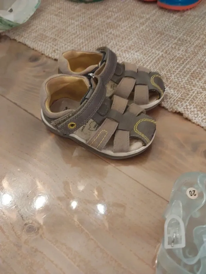 Lot chaussures garçon - photo numéro 3