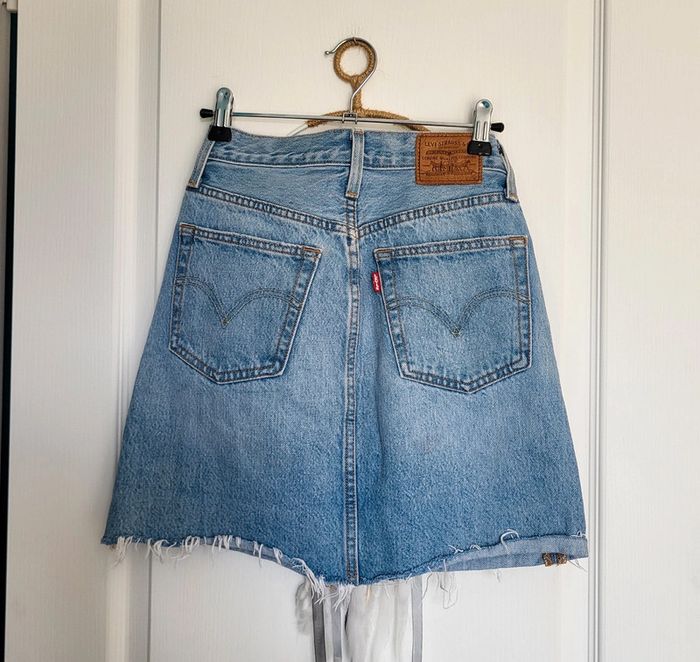 Jupe levi's taille 34 etat impeccable - photo numéro 2
