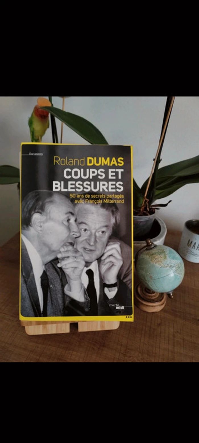📚Coup et blessures, 50 ans d'histoires partagés avec François Mitterrand de Roland Dumas