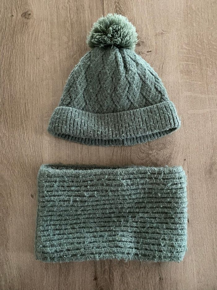 Bonnet + cache cou