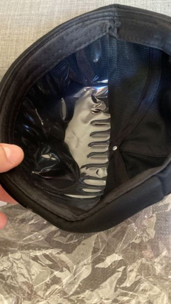 BONNET DOCKER, HIP HOP couleur noir Shark (requin ) NEUF - photo numéro 4