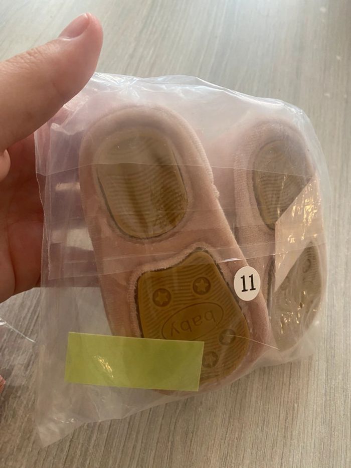 Chausson bébé rose poudré - photo numéro 4