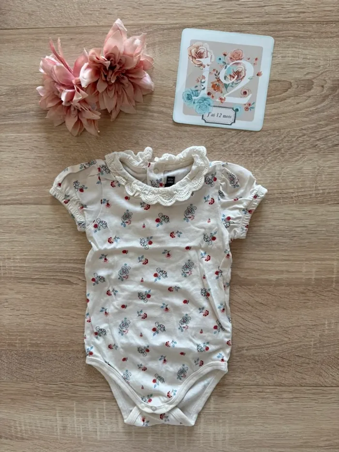 Body blanc motifs fleurs et tortues Sergent Major 12 mois BE