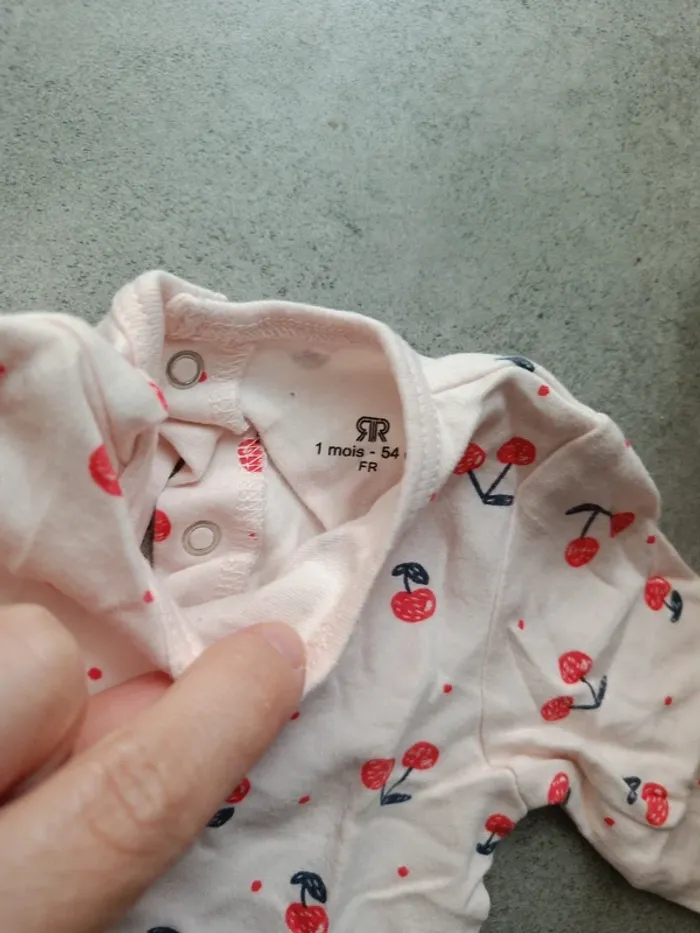 Pyjama la redoute 54cm cerises - photo numéro 2