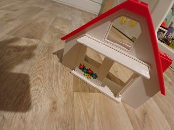 Petit maison playmobile