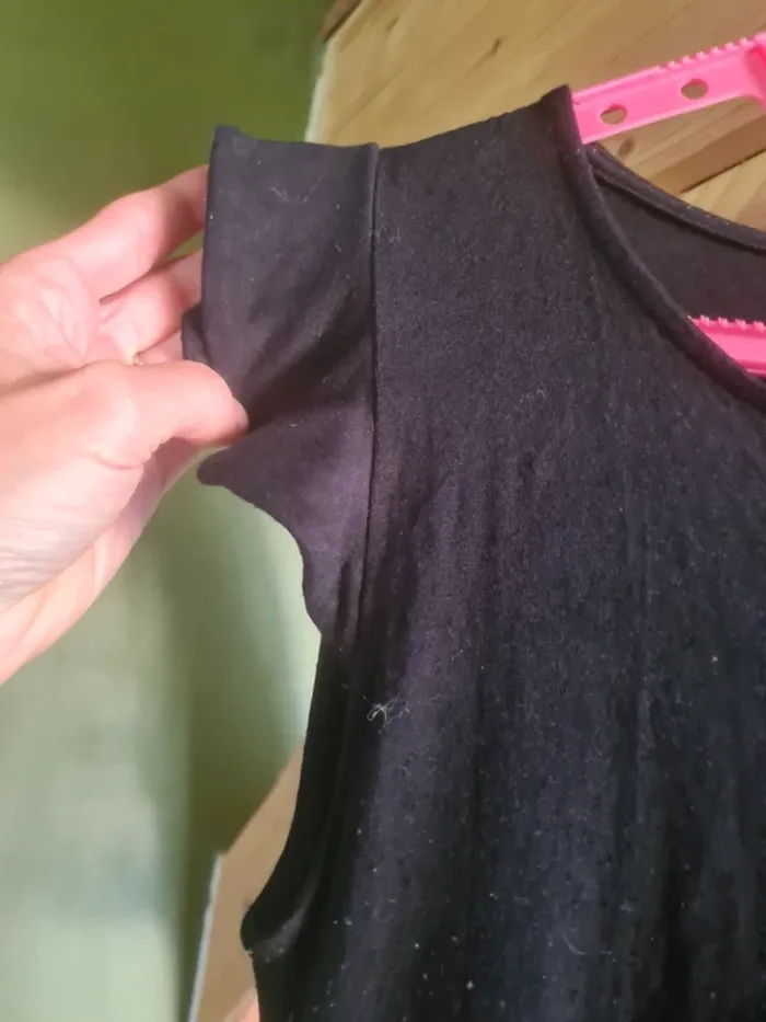 Jolie robe envie de fraise maternité noire froufrous moulante - photo numéro 4