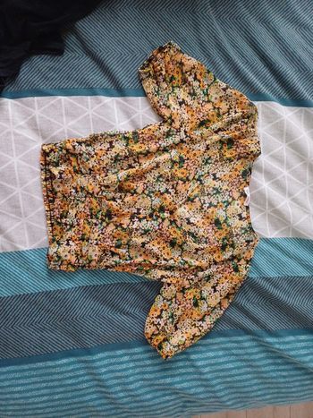 Haut cache cache taille 34 neuf