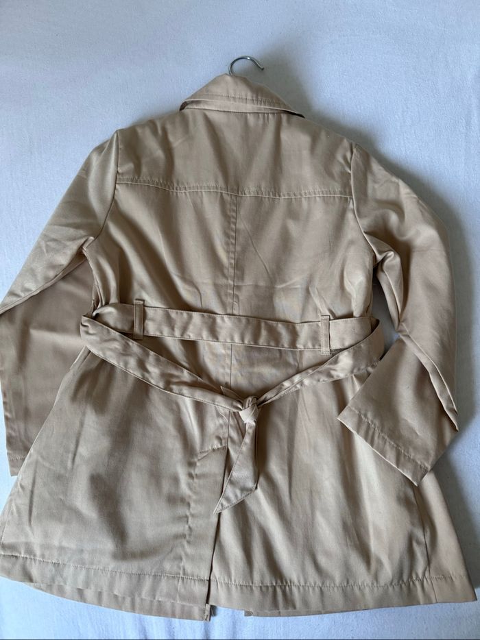 Trench beige - 8 ans - photo numéro 3