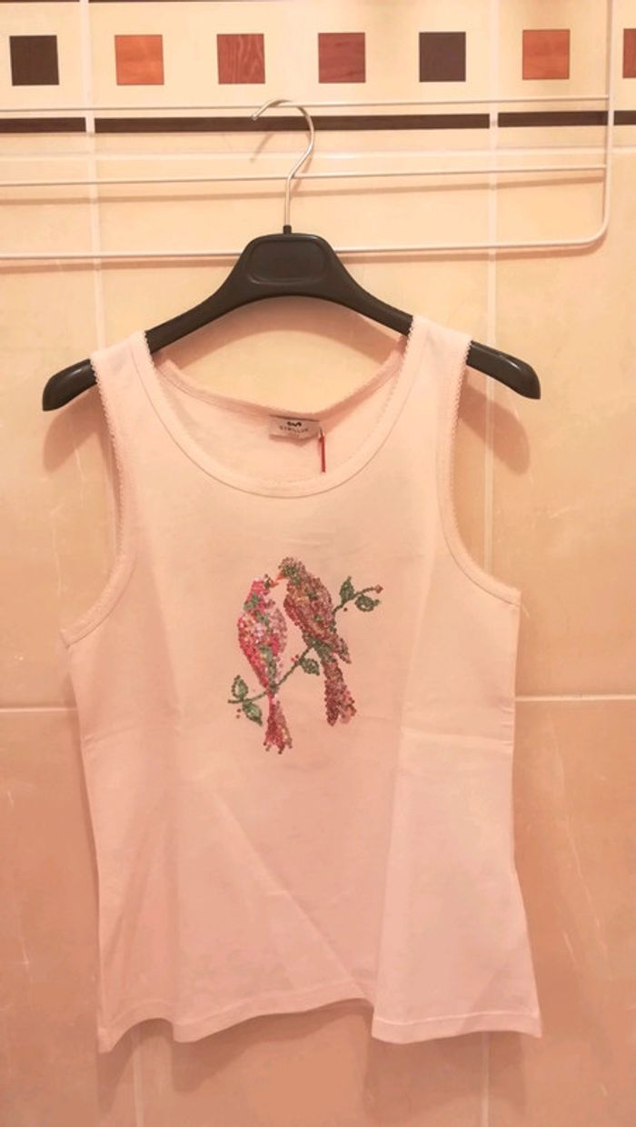 Tee-shirt neuf étiqueté T14 ans - V92B